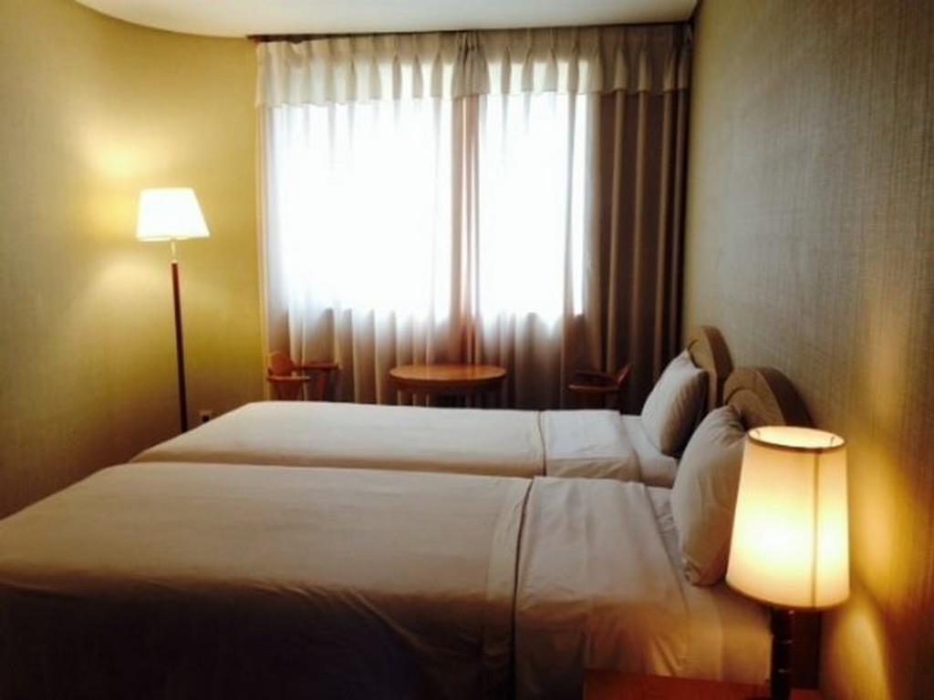 Daedong Hotel Jeju Exteriör bild
