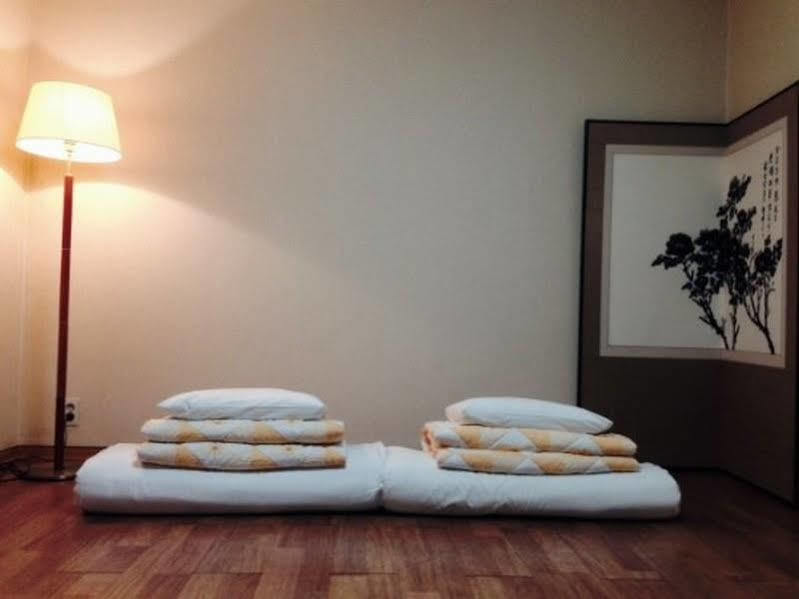 Daedong Hotel Jeju Exteriör bild